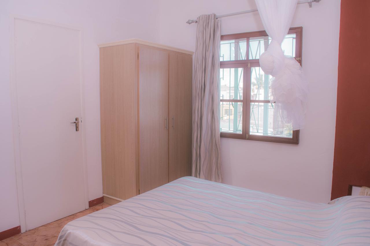 Chez Tino Bed and Breakfast Trou d'Eau Douce Buitenkant foto